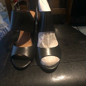 Black new women shoes brand indigo rd size 10
